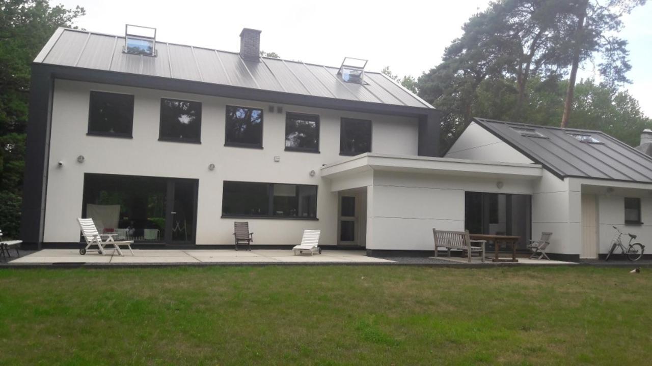 Golf Apartment Schilde Buitenkant foto