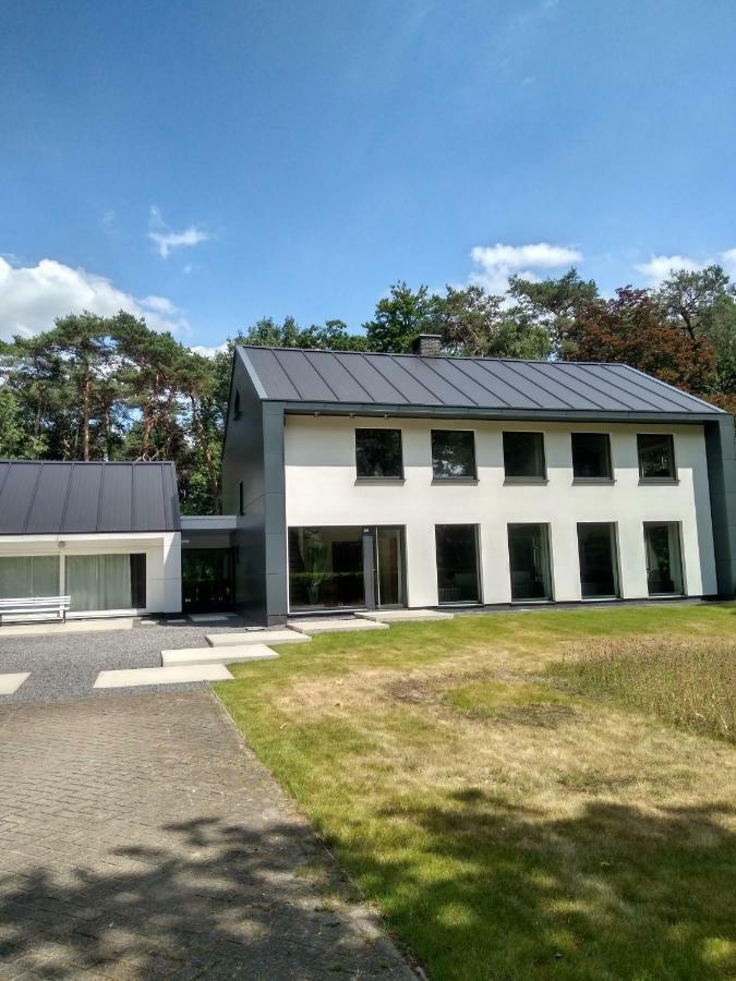 Golf Apartment Schilde Buitenkant foto